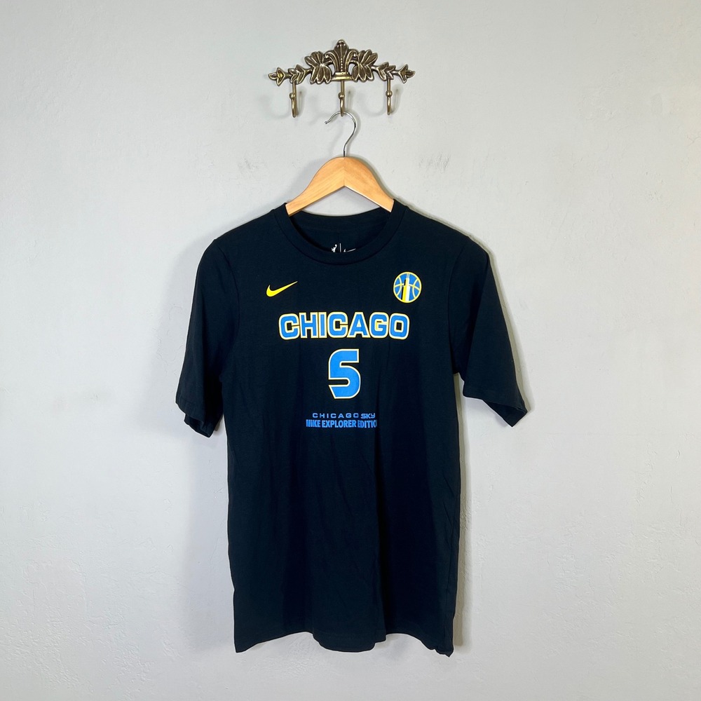 Nike Chicago Sky Angel Reese Explorer Edition T-Shirt Youth Size XL 18 Black New